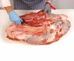 Underblade Muscle - Fully Trimmed Meat Cut Spec Step 2